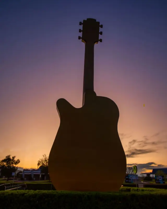 🪷💡7 Spring Electrical Tips for Tamworth Locals on our website: https://www.tamworthelectrician.com/spring-electrical-tips-tamworth/1. Inspect smoke alarms2. Clean ceiling fans3. Check outdoor electrical4. Check breakers/safety switch condition5. Upgrade to energy efficient lighting6. Inspect kitchen and laundry appliances7. Prepare aircon and cooling systems#tamworthelectrician